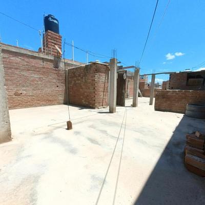 VENTA DE CASA DE 2 PISOS EN URB. FEDERICO VILLARREAL